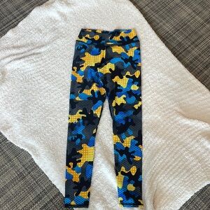 Scrunch booty camo leggings